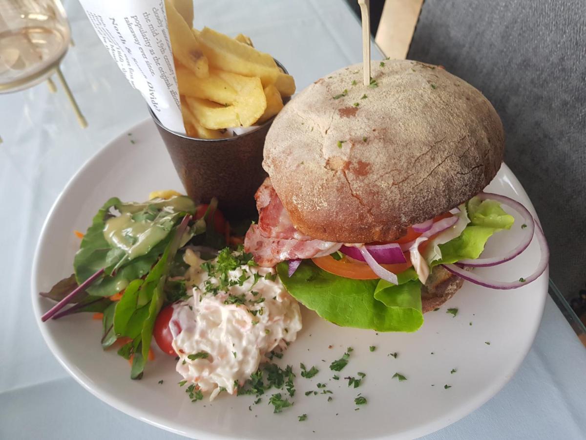 Ballyvourney Abbey Hotel מראה חיצוני תמונה