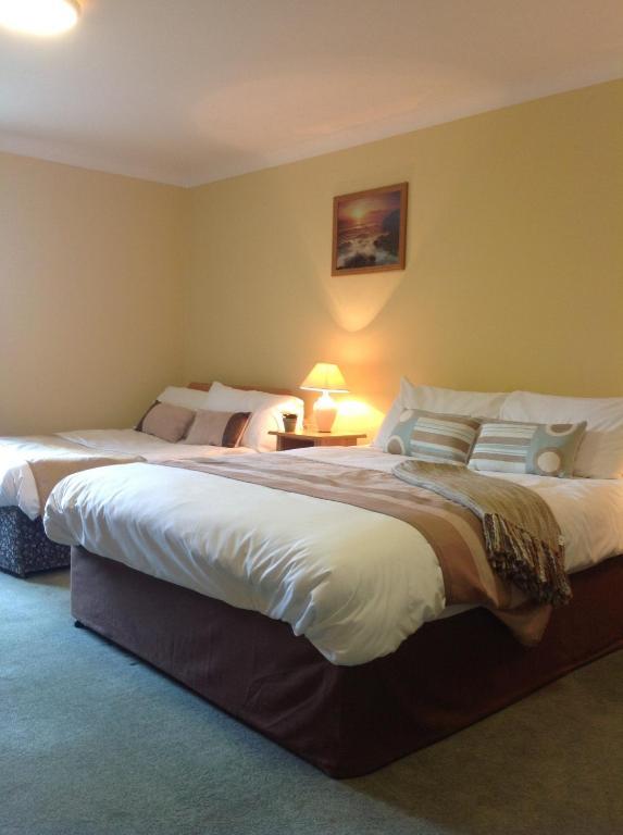 Ballyvourney Abbey Hotel חדר תמונה