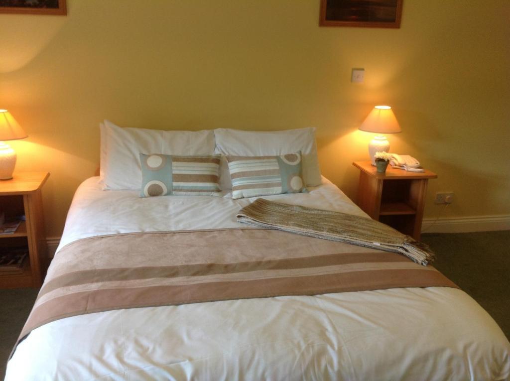 Ballyvourney Abbey Hotel חדר תמונה