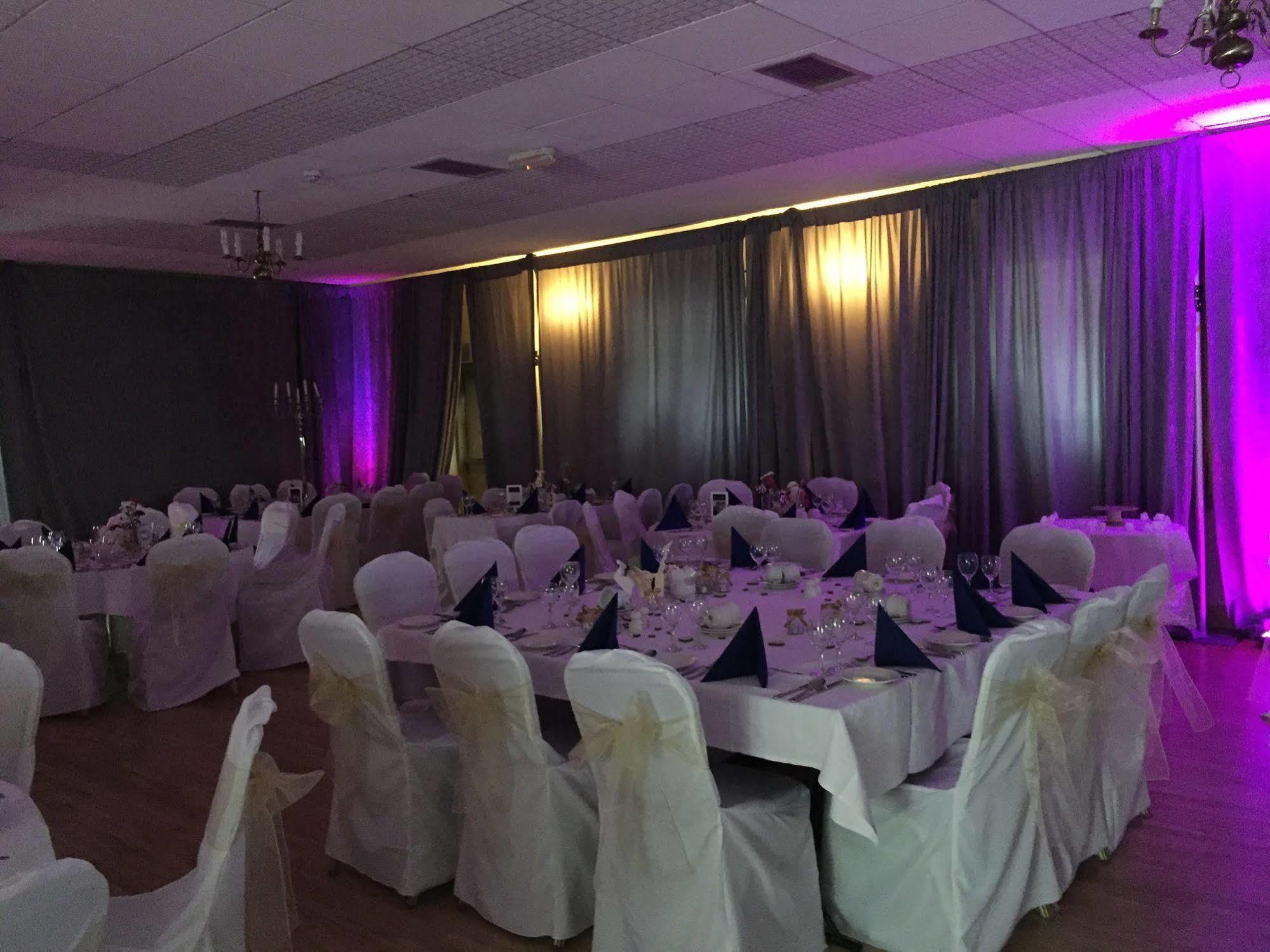 Ballyvourney Abbey Hotel מראה חיצוני תמונה