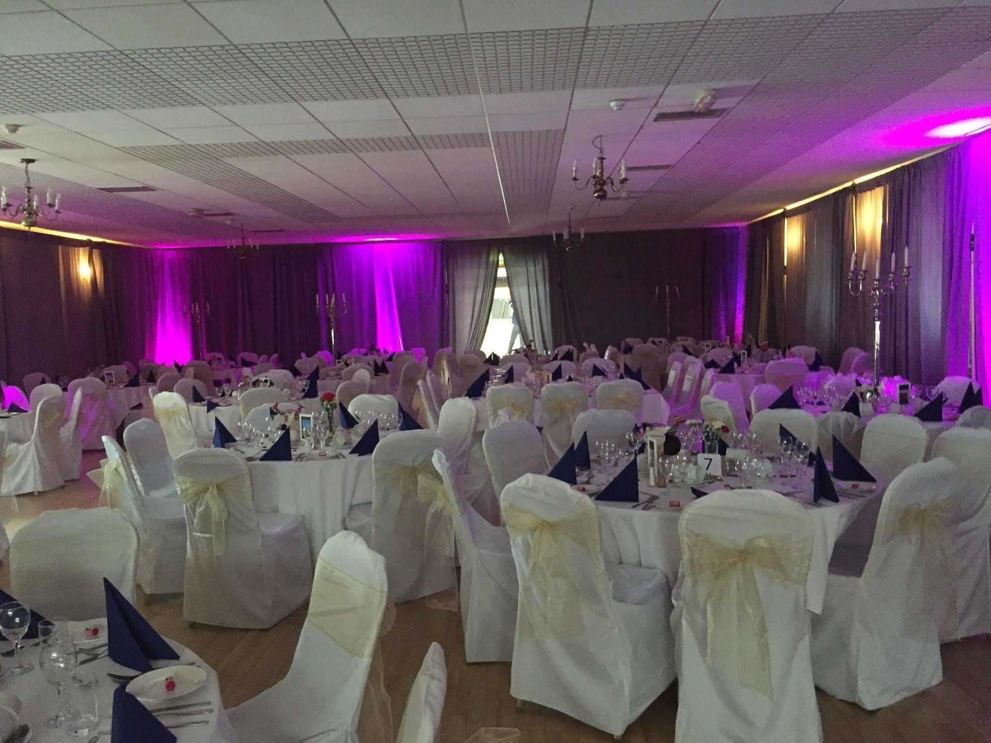 Ballyvourney Abbey Hotel מראה חיצוני תמונה